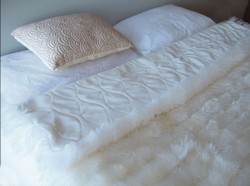 Bowron Sheepskin Minx Throw