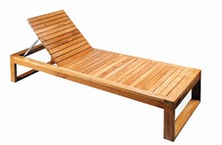 maku Chaise Lounge