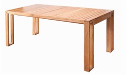 maku Dining Table